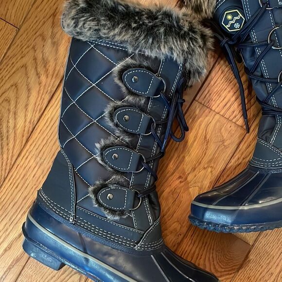 Khombu Women's Fleece Lined Boots Lace Up Rubber Toe Size 8 - Picture 5 of 9